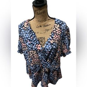 Lane Bryant 30/32 dressy top